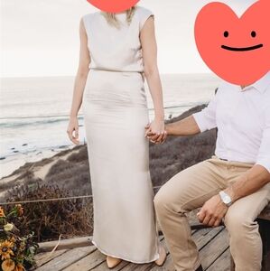 Kamperett Lockwood Gown in Ivory - 100% Silk - Unaltered - Size M